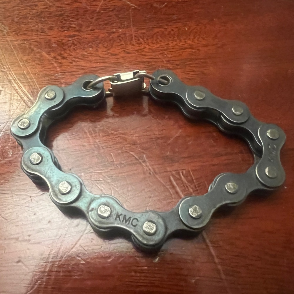 Bicycle chain bracelet